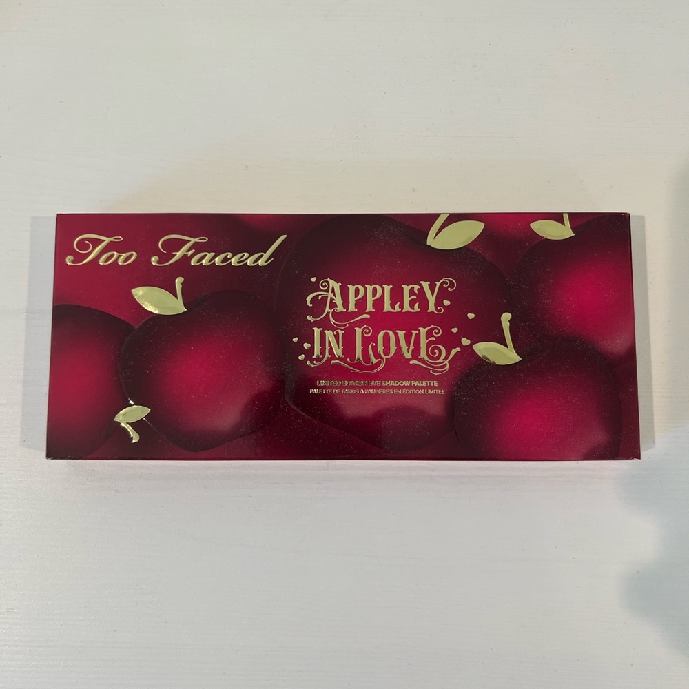 Unopened Too Faced Appley In Love Eye Shadow Palette